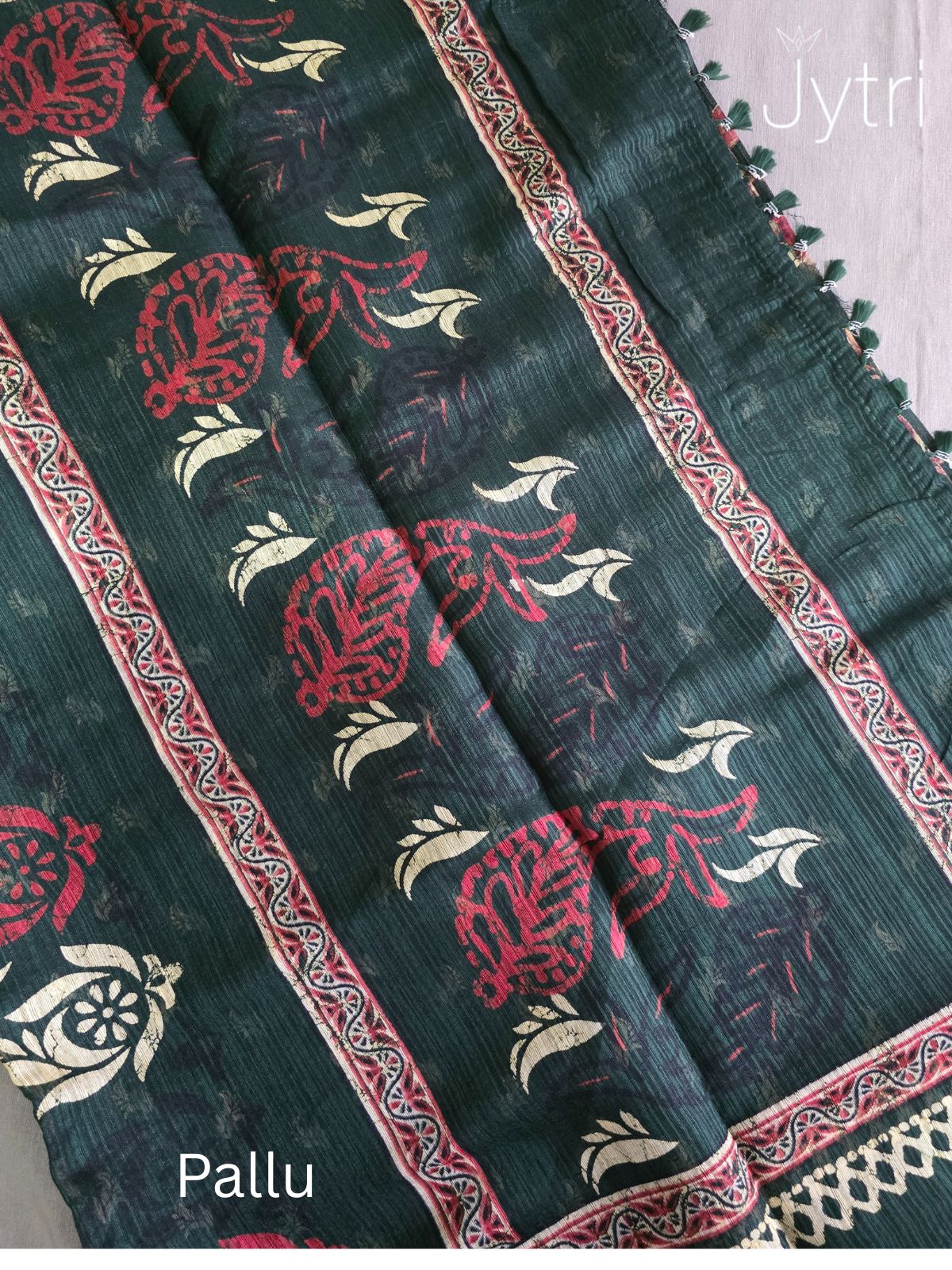Bottle Green Jute Cotton Saree Pallu