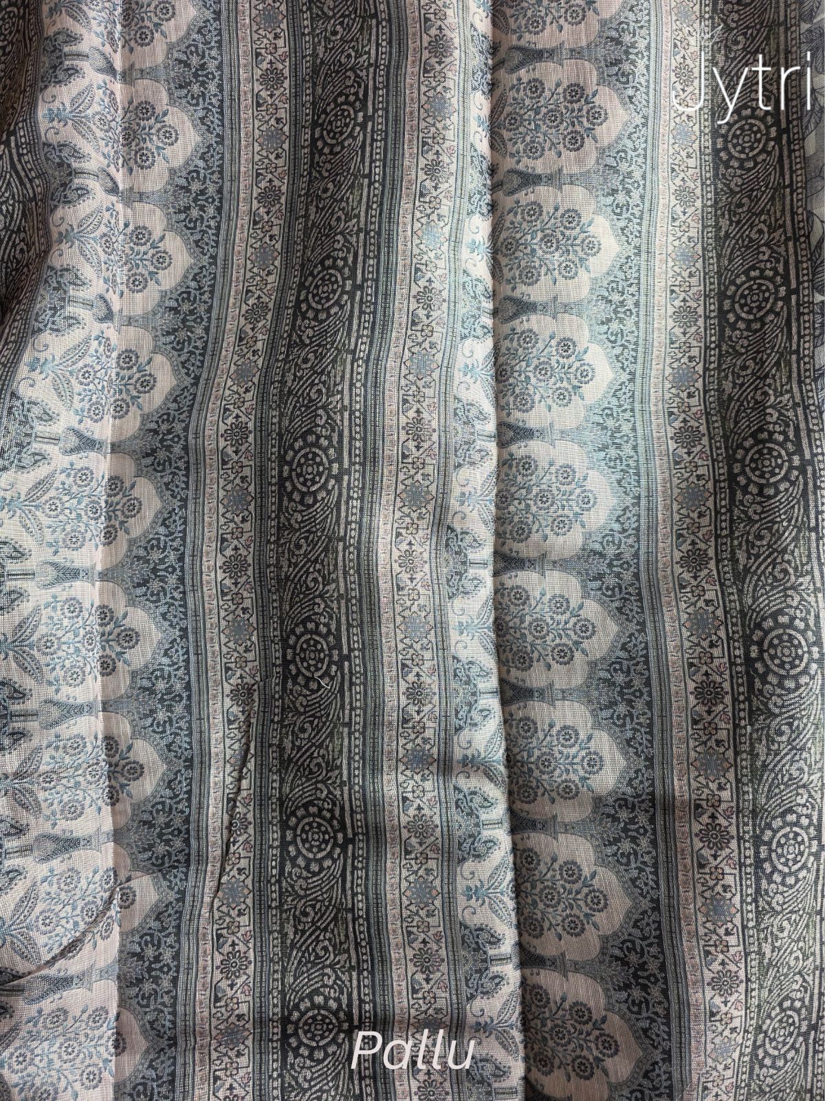 Digital Print Saree Grey