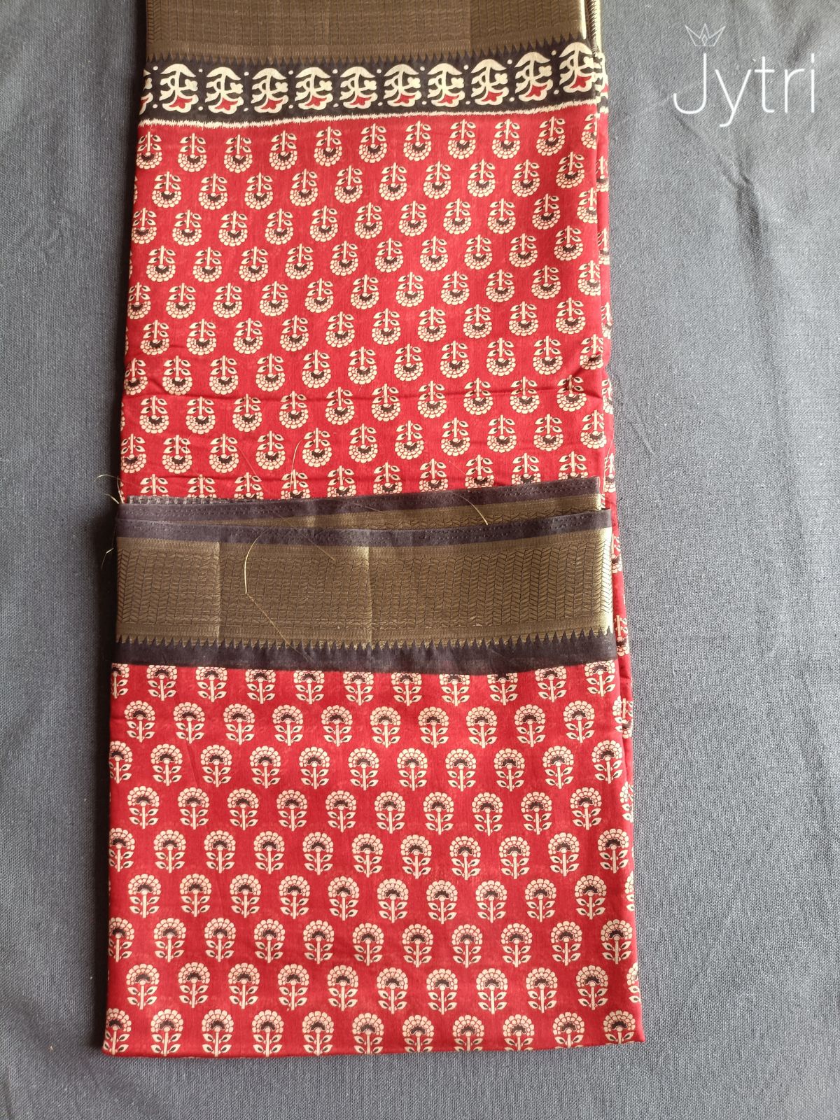 Red Mulmul Cotton Saree