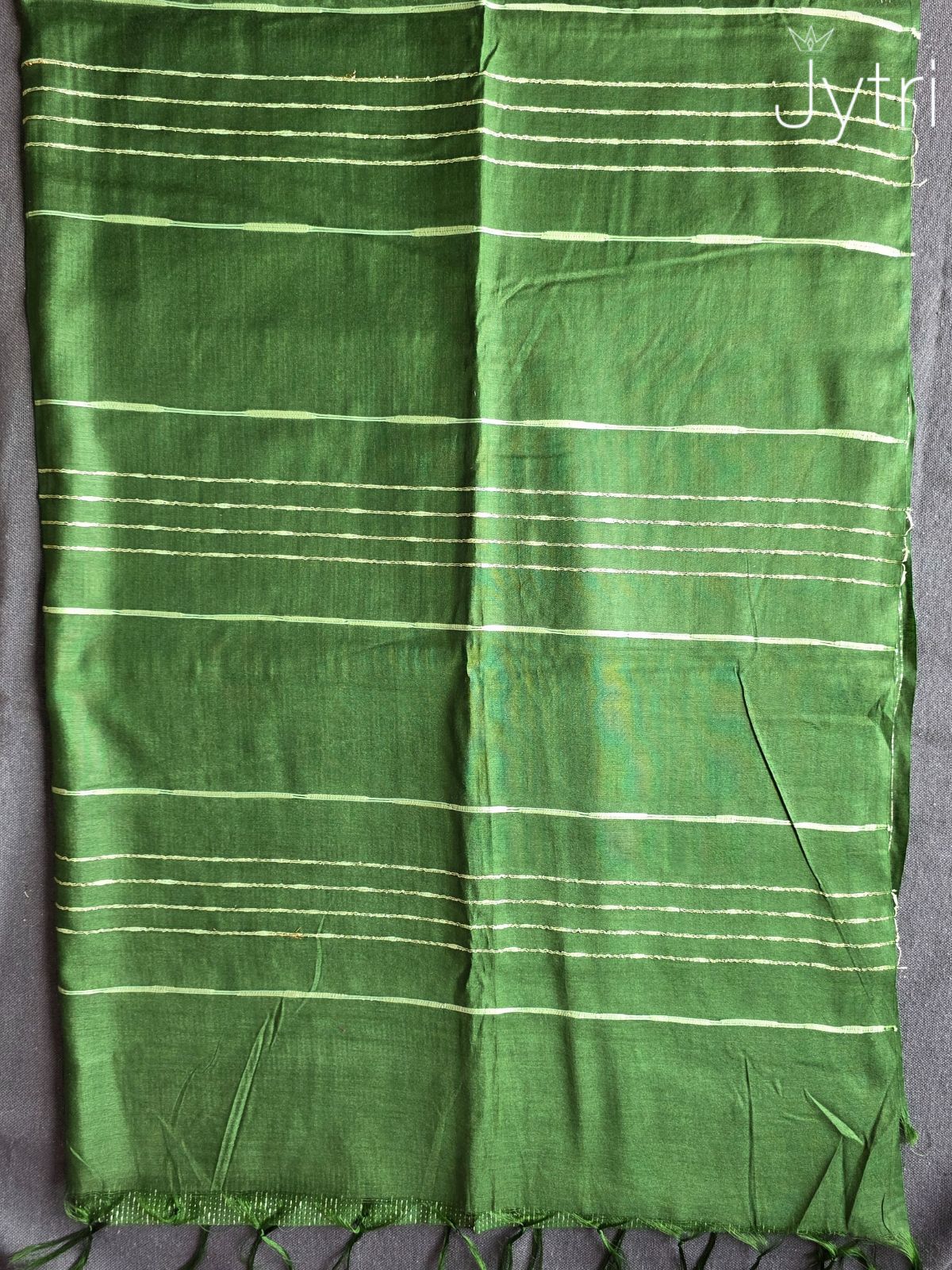 Saree with Threadwork Pallu