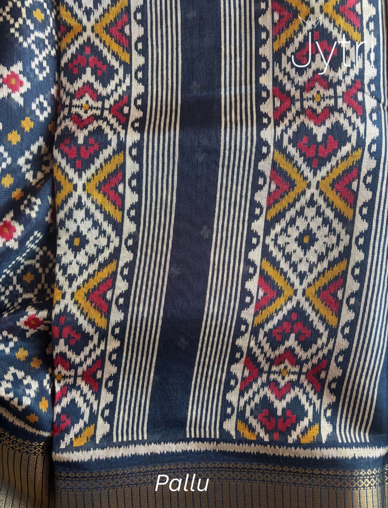 Lightweight Ikat Print Blue Saree